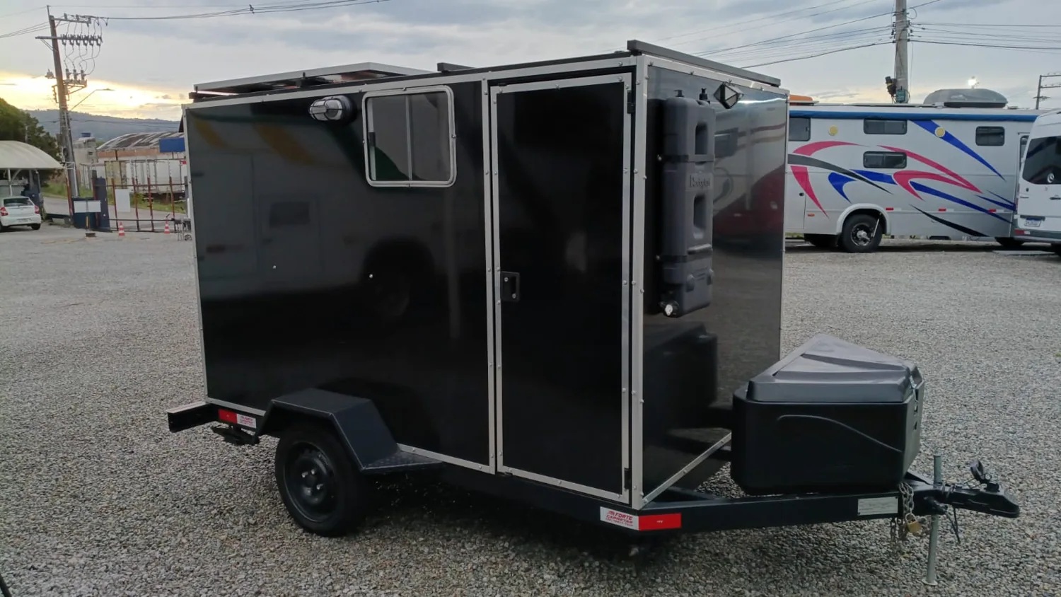 Mini-Trailer 2026 – 3 Pessoas — foto 1